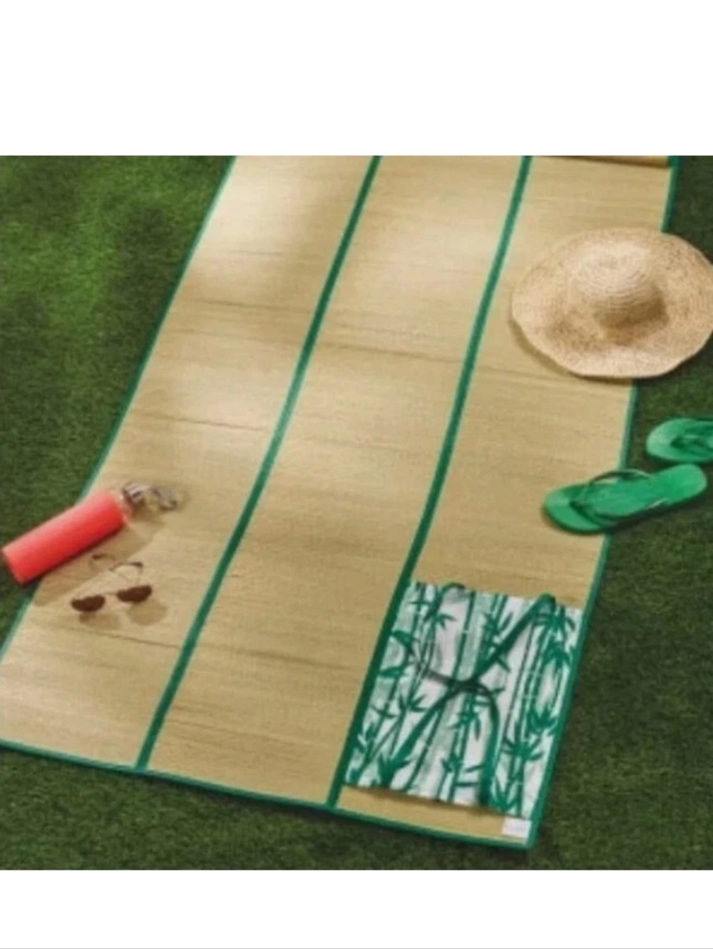 NWT Avon On-the-Go Roll-Up Straw Mat w handle 71"x35.5"